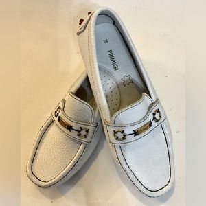 Primigi white leather Loafers Fexible Action Anti Shock size-36.